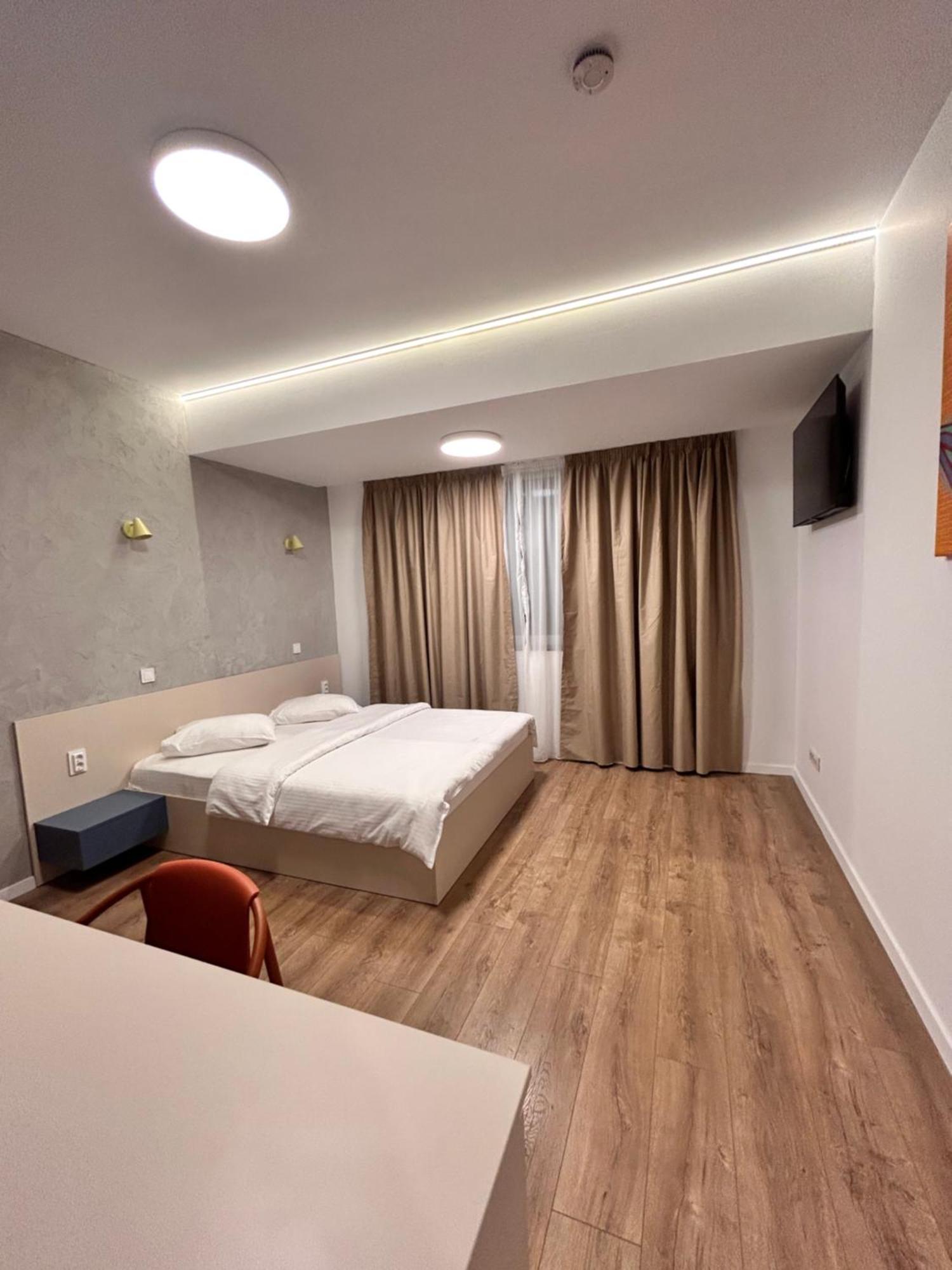 Graffiti Hotel Bucharest